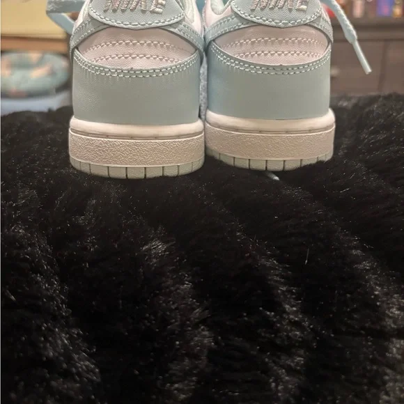Nike “Dunks” Light Blue and White Pre-School Kids - Picture 4 of 6